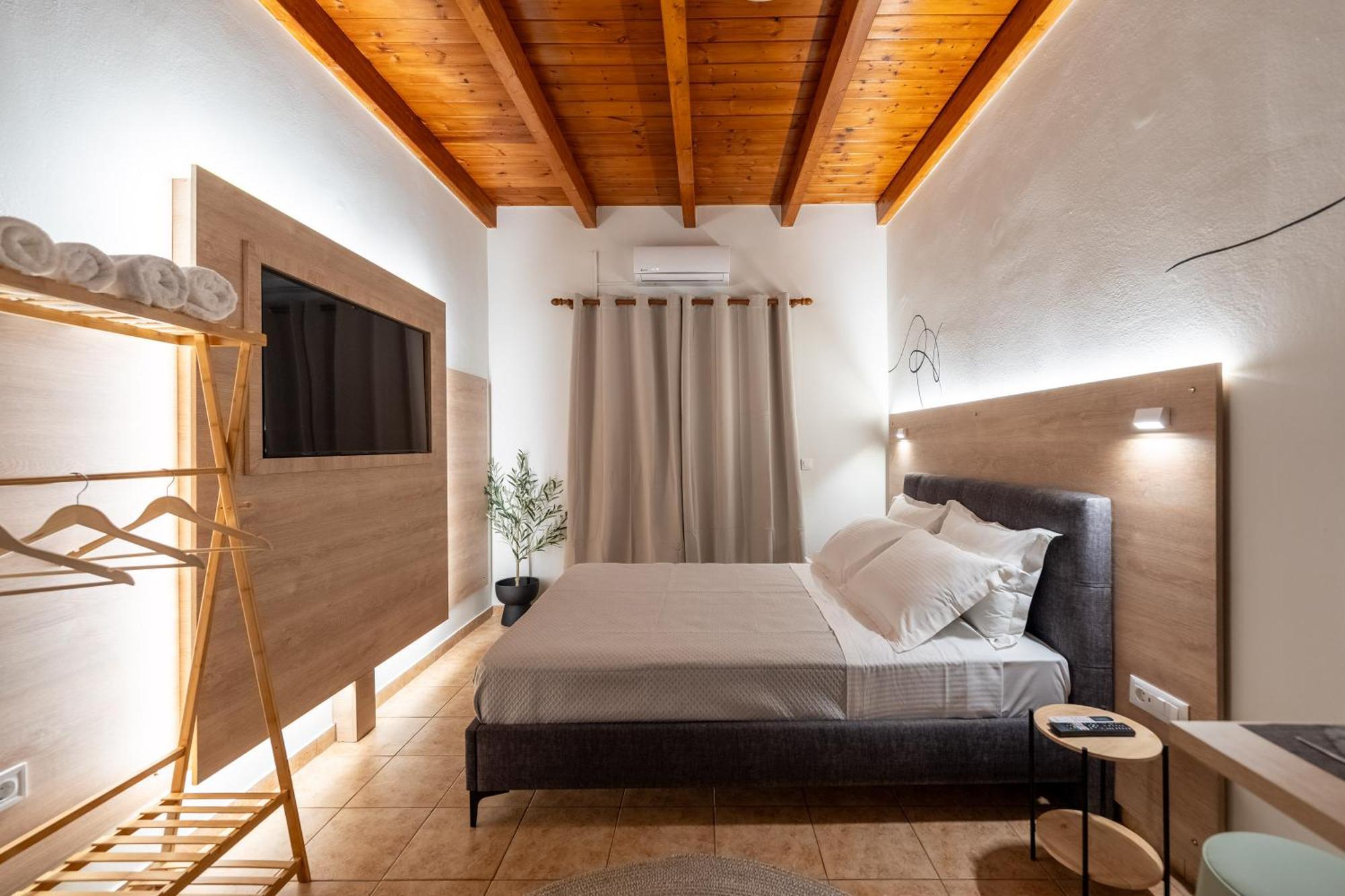 Eagle'S Nest City Apartments Aigio Eksteriør billede