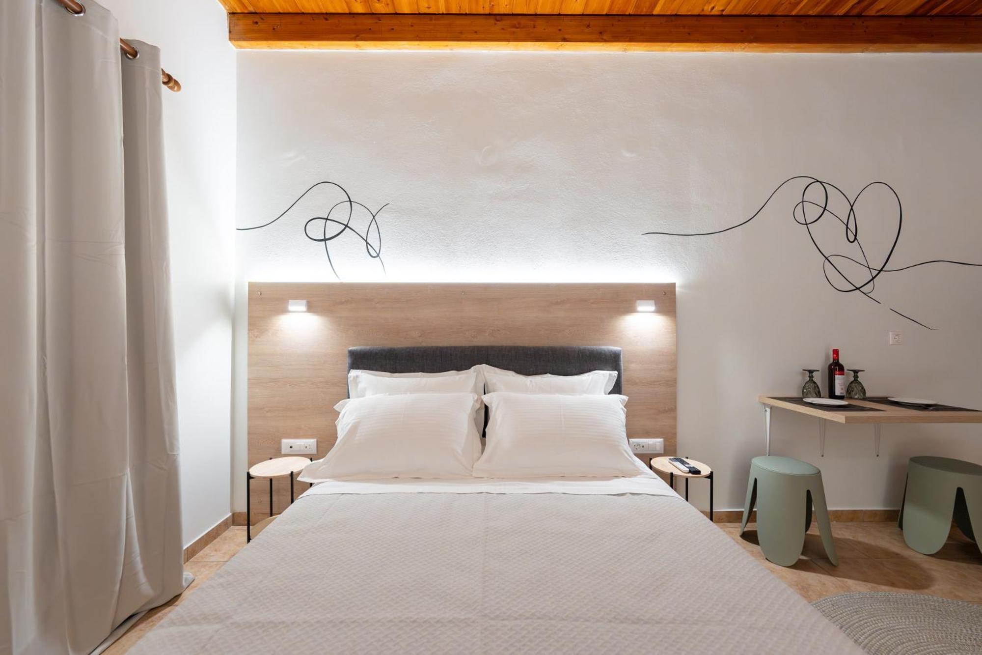 Eagle'S Nest City Apartments Aigio Eksteriør billede